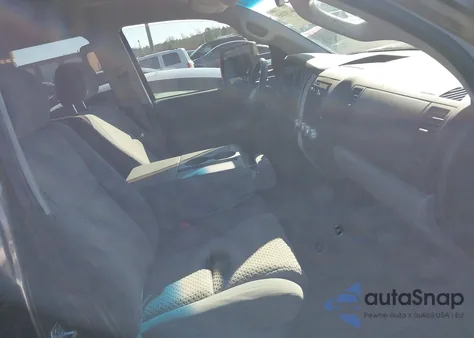 2008 Toyota Tundra Base 5.7L V8 z USA, uszkodzony, nr VIN 5TFDV54178X064932